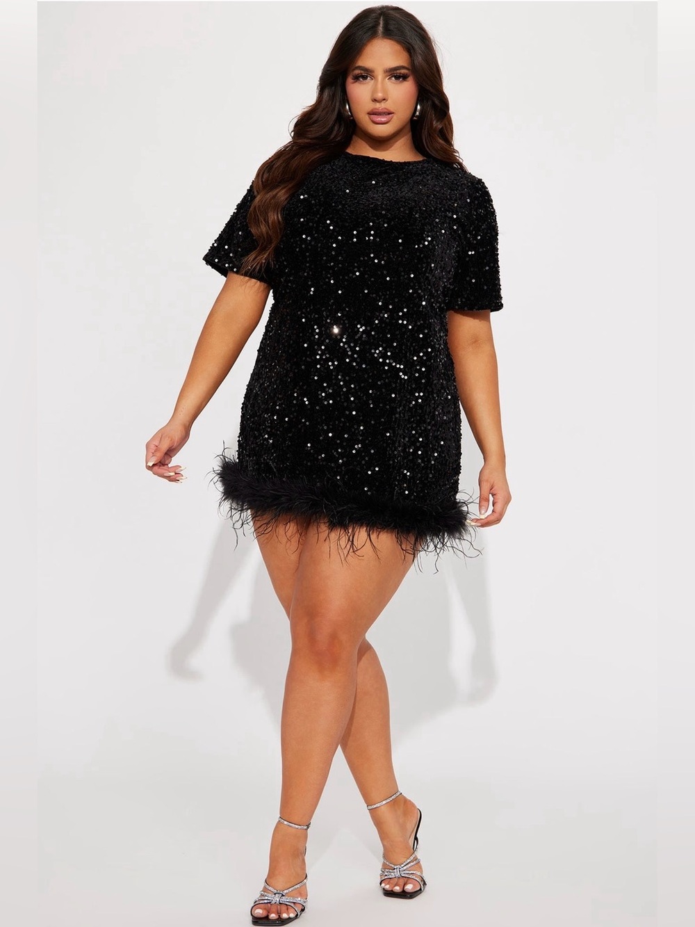 Fashion Nova Christy Black Sequin Feather Hem Mini Dress NWT Size 1X Glam Party